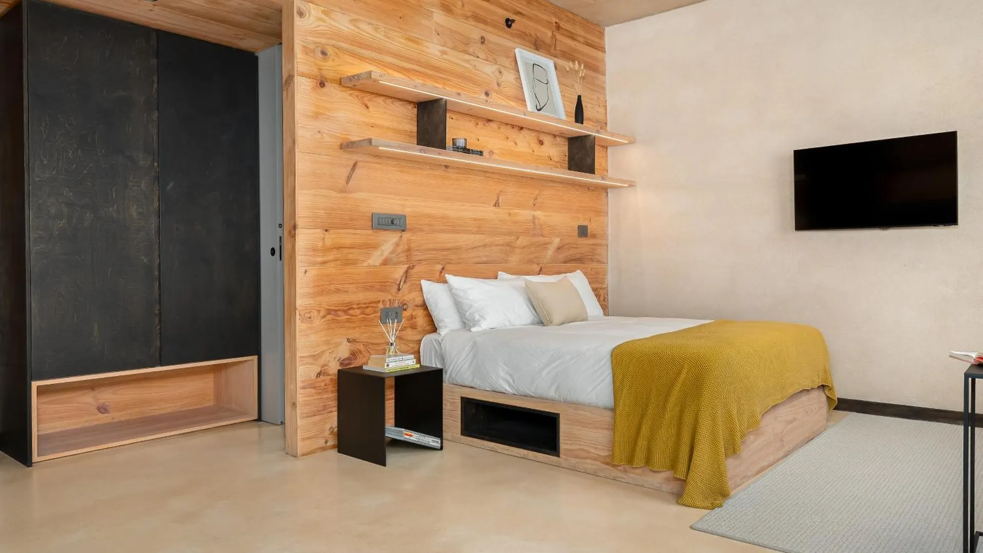 Neighbourgood 84 Harrington Aparthotel Cape Town